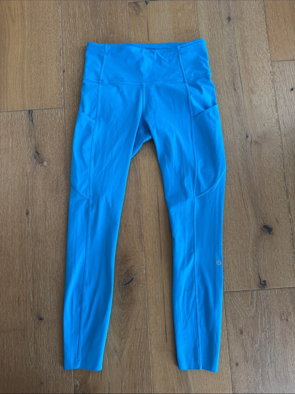 Lululemon Fast and Free High-Rise Tight 25"
Azure Size 6